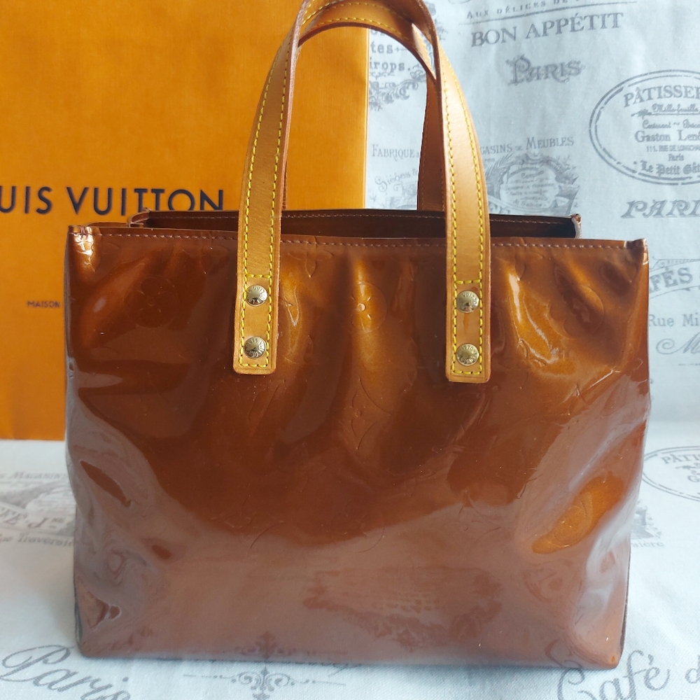 Louis Vuitton Vernis Reade PM